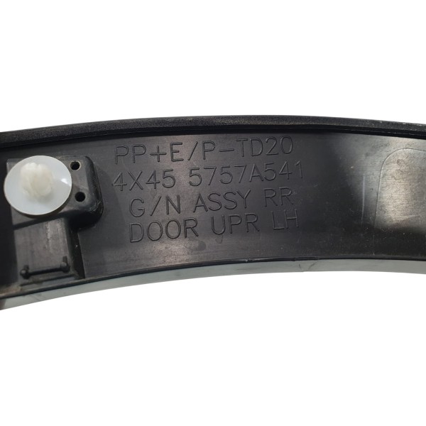 Aplique Friso Porta Tras Esq Mitsubishieclipsecrosshpes 2021