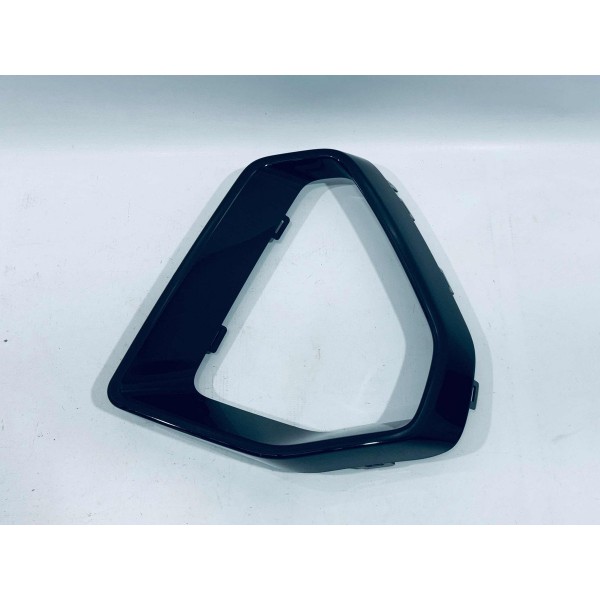 Arco Grade Esquerda Audi Q3 2021