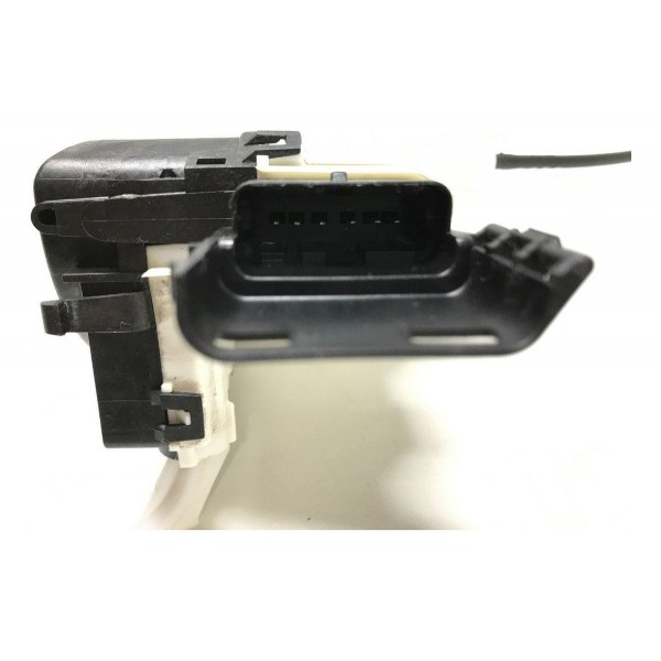 Fechadura De Porta Diant. Esquerda Peugeot 308 Thp 2015
