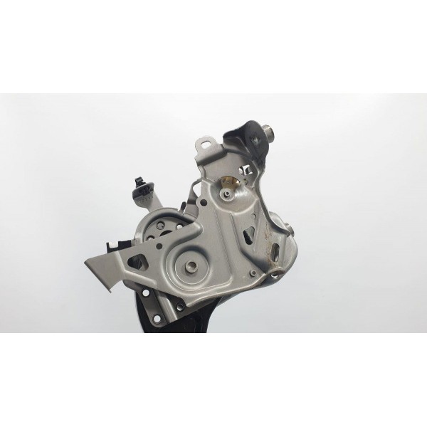 Pedal Freio Estacionamento Toyota Corolla Cross Hybrid 2023