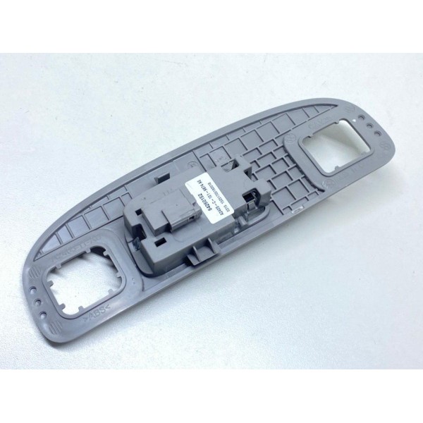 Luz Do Teto Esquerdo Chevrolet Equinox Premier 2019 84260152