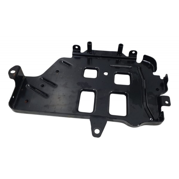 Suporte Do Intercooler Lr Discovery Sport Diesel 2022