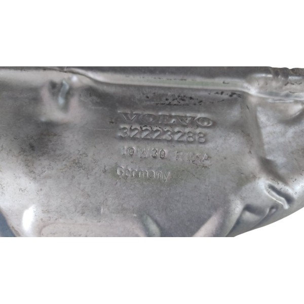 Capa Protetor Coletor Escapamento Volvo S60 T8 2.0 Hibrido