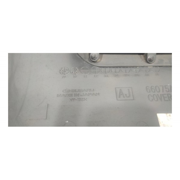 Acabamento Painel Lado Esquerdo Subaru Outback 2012 Preto Listras