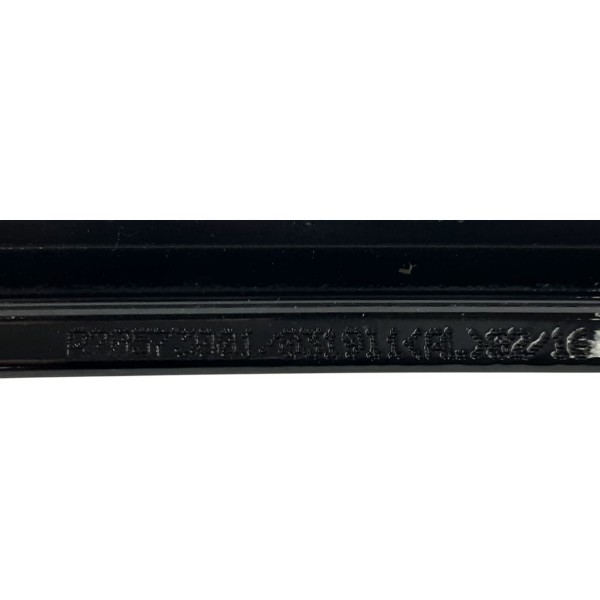 Moldura Friso Do Vidro Traseira Mercedes C200 2016