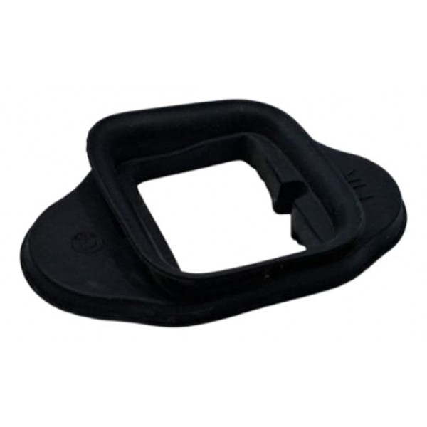 Dobradiça Porta Dianteira Esquerda Bmw 320i 2015