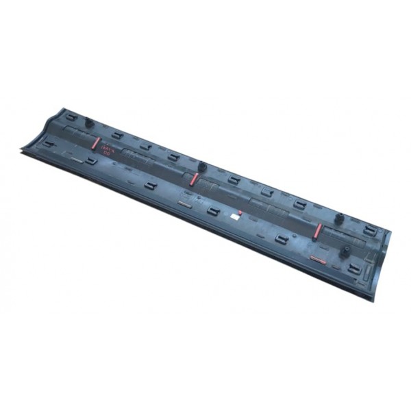 Aplique Friso Portadiant. Dir. Range R. Defender 2020 Avaria