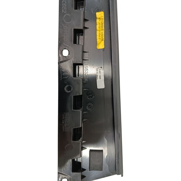 Moldura Acabamento Porta Diant. Dir. Jeep Renegade T27 2023
