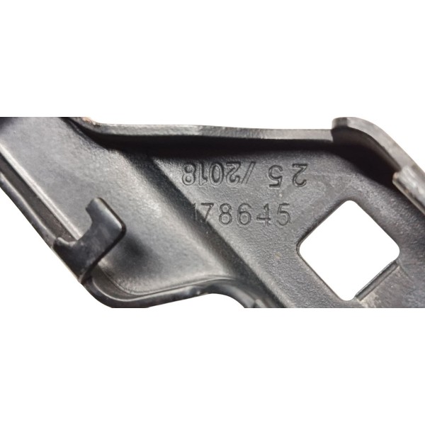 Braço Limpador De Parabrisa Gm Chevrolet Tracker 2017